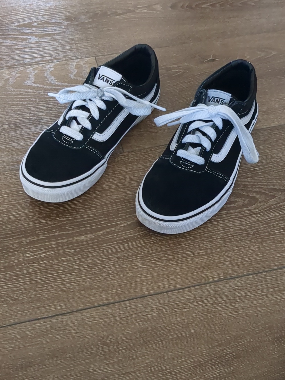 Vans Black and White Low-Top Skate Sneakers.  Youth Size 4.